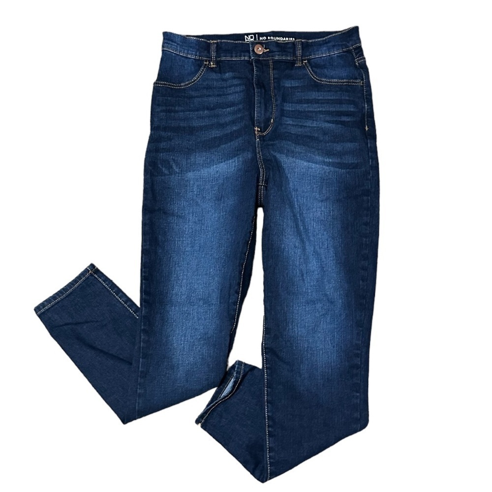 No Boundaries Straight Leg Dark Denim Jeans Size 13